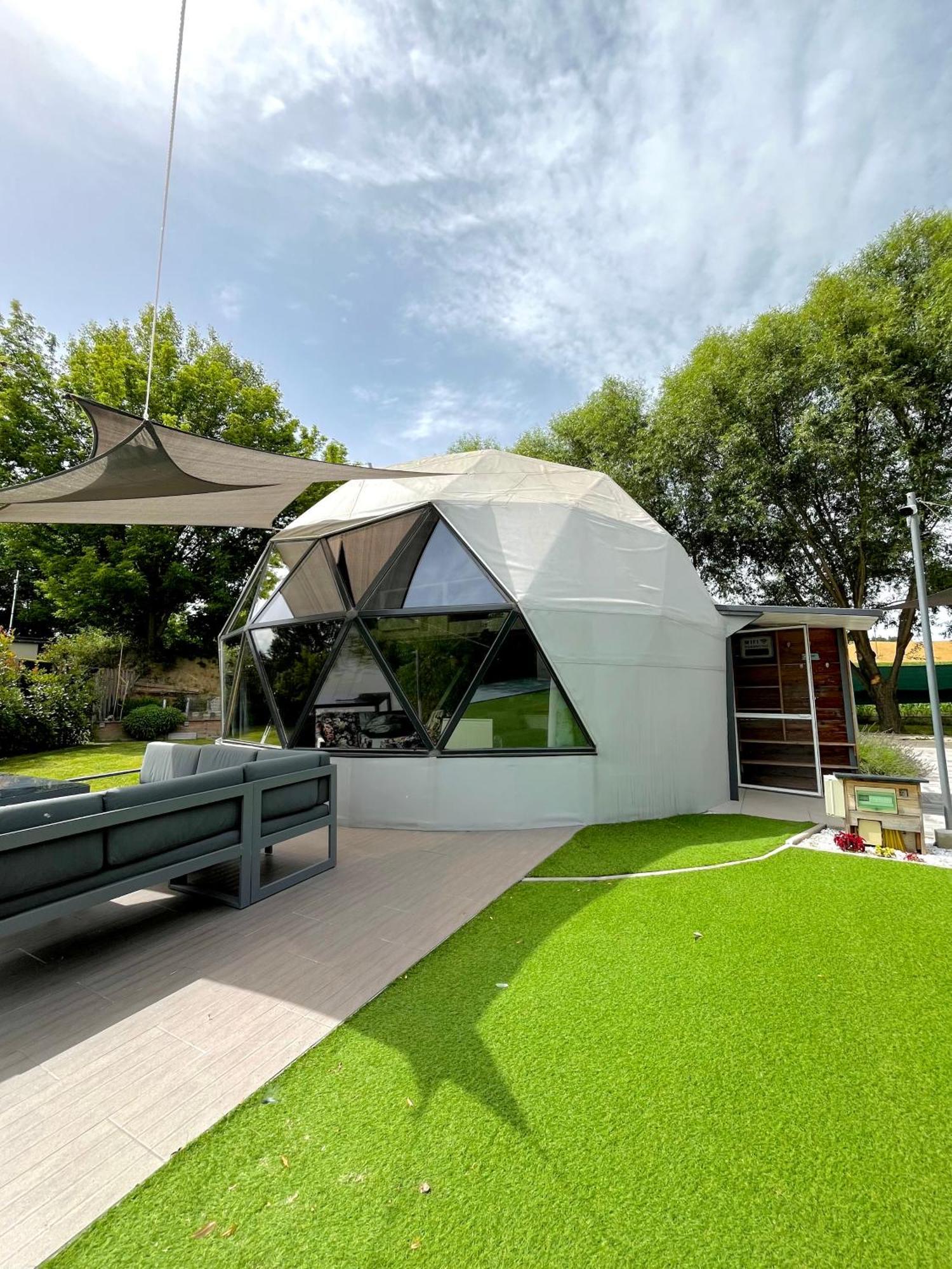 Domeglamping At Fishinglake *